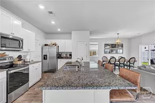 278 Hogan Dr, Richmond Hill, GA 31324 - Photo 5