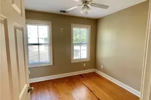 110 E Duffy St, Savannah, GA 31401 - Photo 7