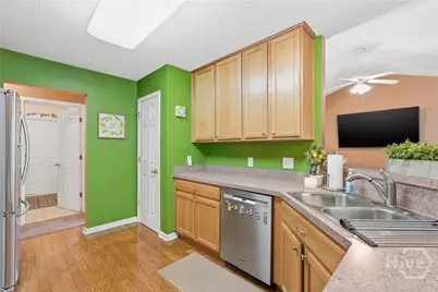 334 Stonebridge Circle, Savannah, GA 31419 - Photo 13