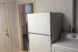 219 E Taylor St, Savannah, GA 31401 - Photo 13