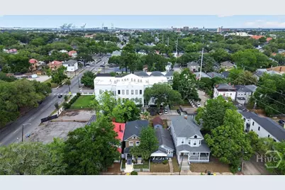 310 W 39th Street, Savannah, GA 31401 - Photo 55