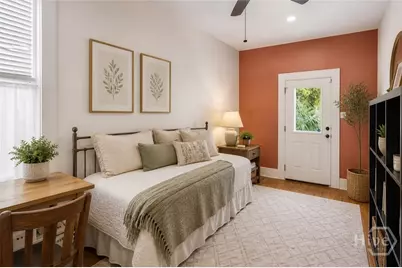 310 W 39th Street, Savannah, GA 31401 - Photo 19