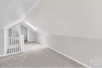 310 W 39th Street, Savannah, GA 31401 - Photo 43