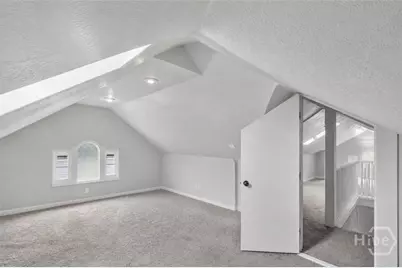 310 W 39th Street, Savannah, GA 31401 - Photo 45