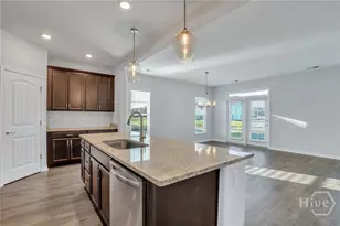 10 Ashmont St, Savannah, GA 31407 - Photo 19