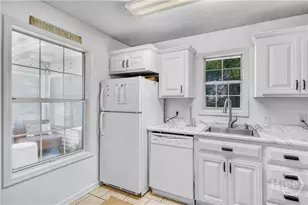 302 E Island Square Dr, St Simons Island, GA 31522 - Photo 7