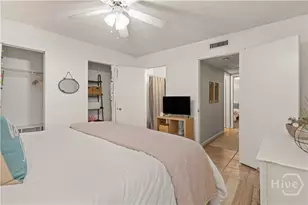 302 E Island Square Dr, Saint Simons, GA 31522 - Photo 11