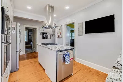 709 E 52nd Street, Savannah, GA 31405 - Photo 23