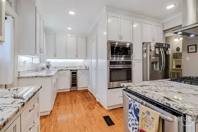 709 E 52nd Street, Savannah, GA 31405 - Photo 19