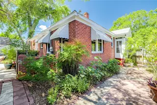 709 E 52nd St, Savannah, GA 31405 - Photo 39