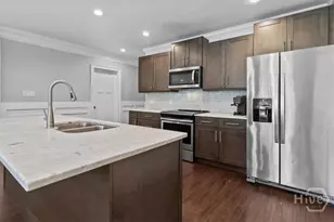 516 E 58th St, Savannah, GA 31405 - Photo 9