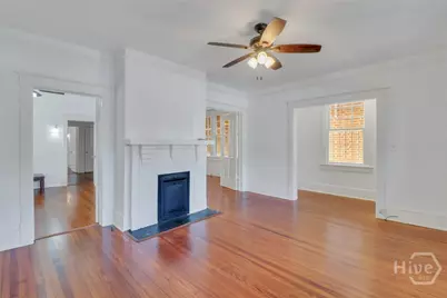 11 E 34th Street, Savannah, GA 31401 - Photo 5
