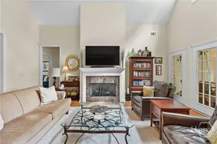 430 Fancy Ct, Richmond Hill, GA 31324 - Photo 11