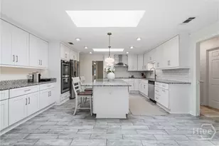 11 Monastery Rd W, Savannah, GA 31411 - Photo 11