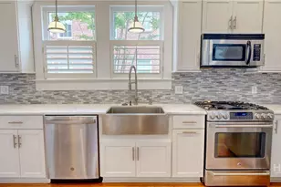 608 E 49th St, Savannah, GA 31405 - Photo 21