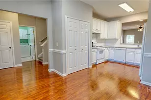 42 Stonelake Cir, Savannah, GA 31419 - Photo 7