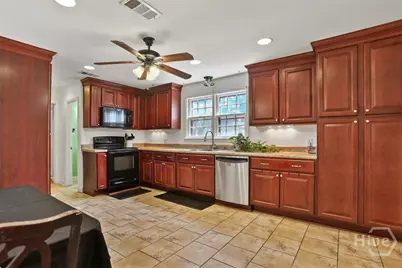2337 E 40th Street, Savannah, GA 31404 - Photo 13