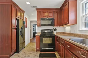 2337 E 40th St, Savannah, GA 31404 - Photo 15