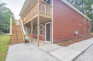 402 E 3rd St, Springfield, GA 31329 - Photo 3