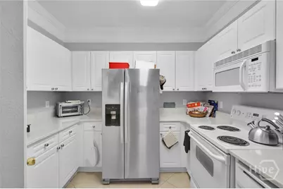 1733 Whitemarsh Way, Savannah, GA 31410 - Photo 7