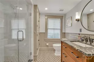 410 1/2 E Victory Dr, Savannah, GA 31405 - Photo 25