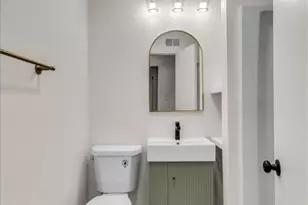 2223 E Derenne Ave, Savannah, GA 31406 - Photo 25