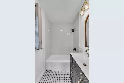 2223 E Derenne Avenue, Savannah, GA 31406 - Photo 33