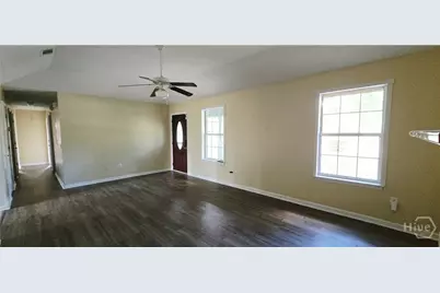 218 Kevin Road, Hinesville, GA 31313 - Photo 5