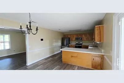 218 Kevin Road, Hinesville, GA 31313 - Photo 7