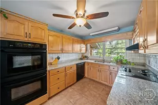 472 Strathy Hall Dr, Richmond Hill, GA 31324 - Photo 9