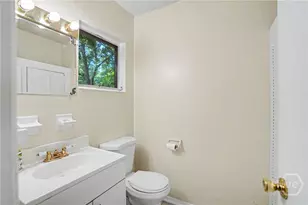 10 Port Royal Dr, Savannah, GA 31410 - Photo 19