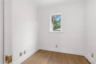 10 Turnbull Ln, Savannah, GA 31410 - Photo 17
