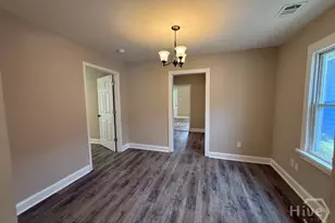 413 Emmit St, Savannah, GA 31405 - Photo 7