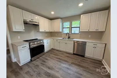 413 Emmit Street, Savannah, GA 31405 - Photo 3