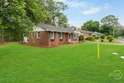 1547 E 52nd Street, Savannah, GA 31404 - Photo 23