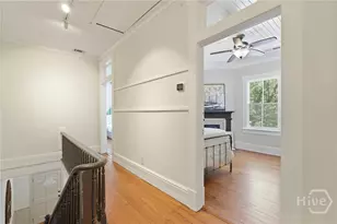 205 E 39th St, Savannah, GA 31401 - Photo 15