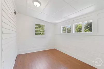 205 E 39th Street, Savannah, GA 31401 - Photo 23
