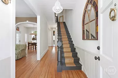 205 E 39th Street, Savannah, GA 31401 - Photo 5