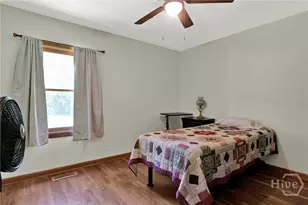 124 Vidalia Rd, Savannah, GA 31419 - Photo 15