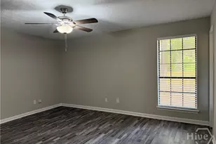 425 Durden Dr, Pooler, GA 31322 - Photo 9