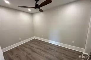 221 W Duffy St, Savannah, GA 31401 - Photo 5