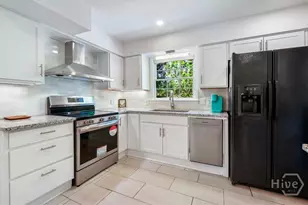 620 Valleybrook Rd, Savannah, GA 31419 - Photo 11