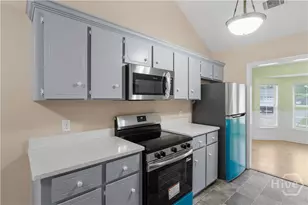612 Trevor St, Hinesville, GA 31313 - Photo 13