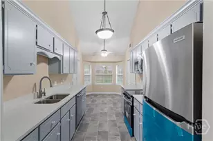 612 Trevor St, Hinesville, GA 31313 - Photo 11