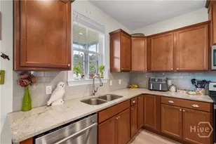 188 Laguna Wy, Savannah, GA 31405 - Photo 9