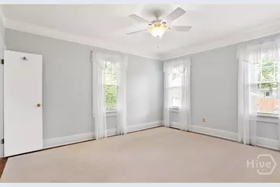 319 E 52nd Street, Savannah, GA 31405 - Photo 23