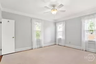 319 E 52nd St, Savannah, GA 31405 - Photo 23