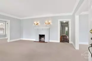 319 E 52nd St, Savannah, GA 31405 - Photo 5