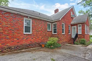 319 E 52nd St, Savannah, GA 31405 - Photo 53
