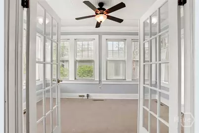 319 E 52nd Street, Savannah, GA 31405 - Photo 9